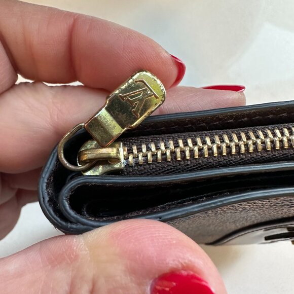 PREOWNED Authentic Louis Vuitton French Wallet (Damier Ebene Canvas) - Picture 9 of 13